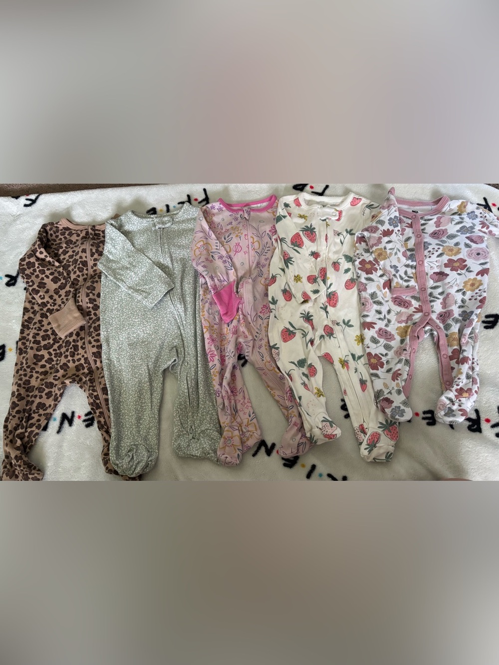 3-6m Sleep and Play Footies.